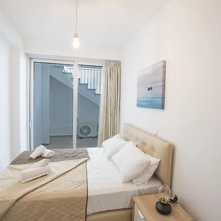 Rent Your Dream Holiday And Look Forward To Relaxing Beside Your Private Pool 1563 别墅