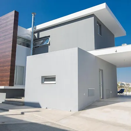 Villa Rent Your Dream Holiday And Look Forward To Relaxing Beside Your Private Pool 1563 *