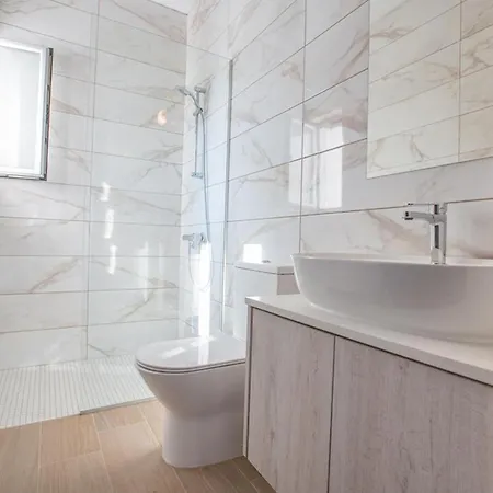 Rent Your Dream Holiday And Look Forward To Relaxing Beside Your Private Pool 1563 Protaras